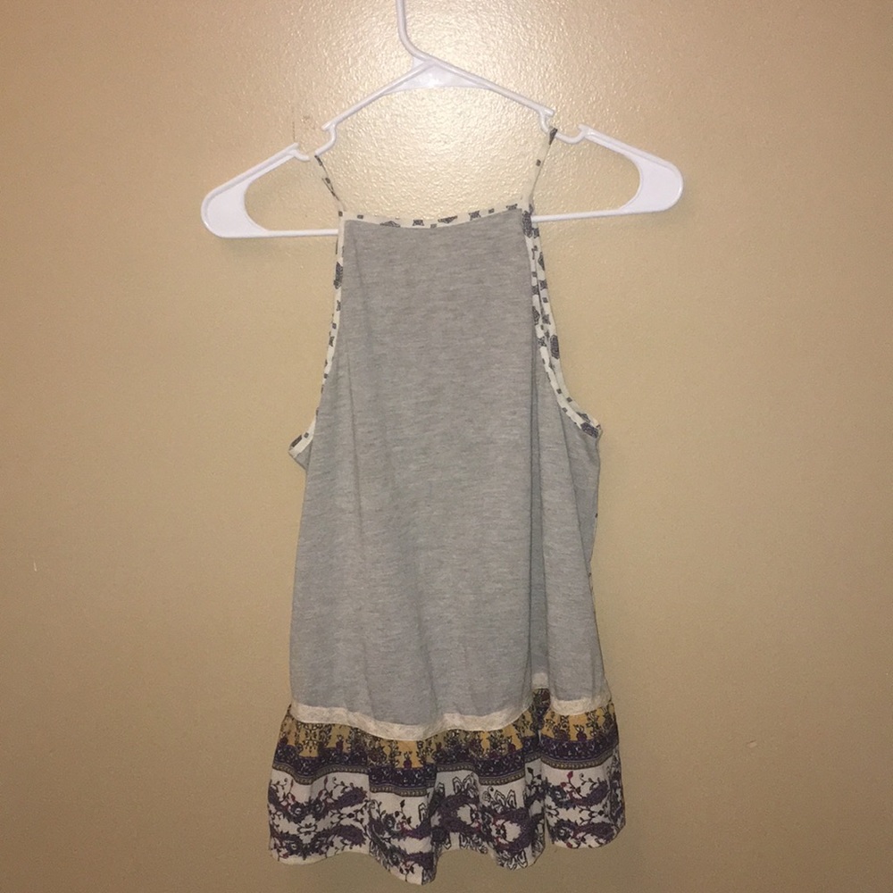 Top - Picture 2 of 8